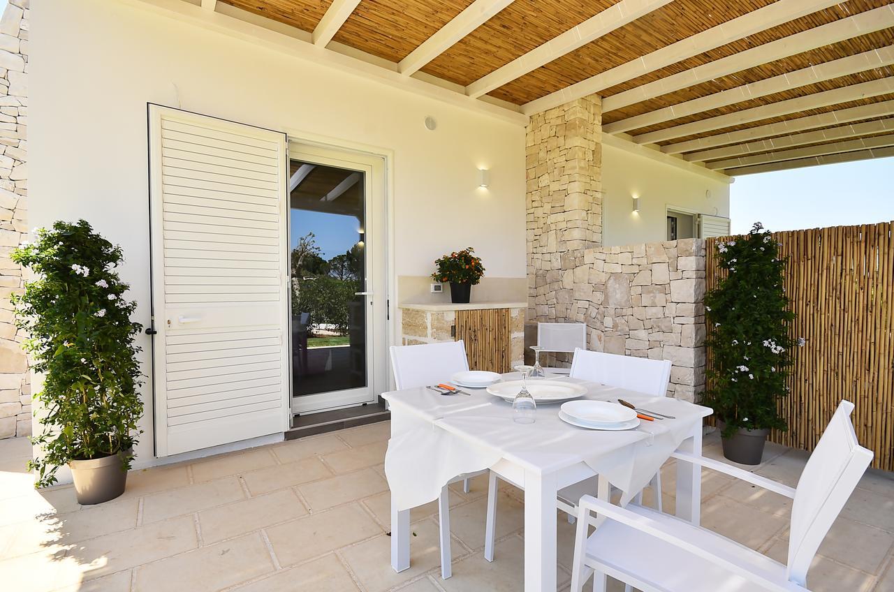 Borgo Fiorito Relais Parabita Exterior foto